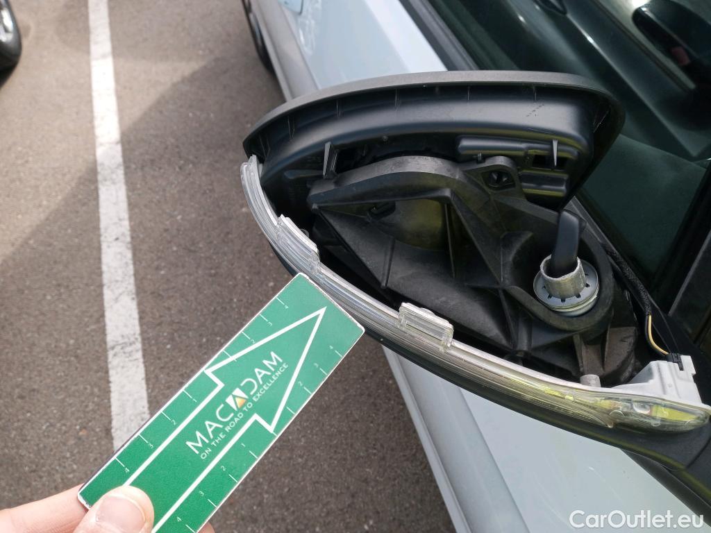  Volkswagen  Golf  VOLKSWAGEN 5p 7G berlina con portón Edition 1.6 TDI 110CV BMT #17