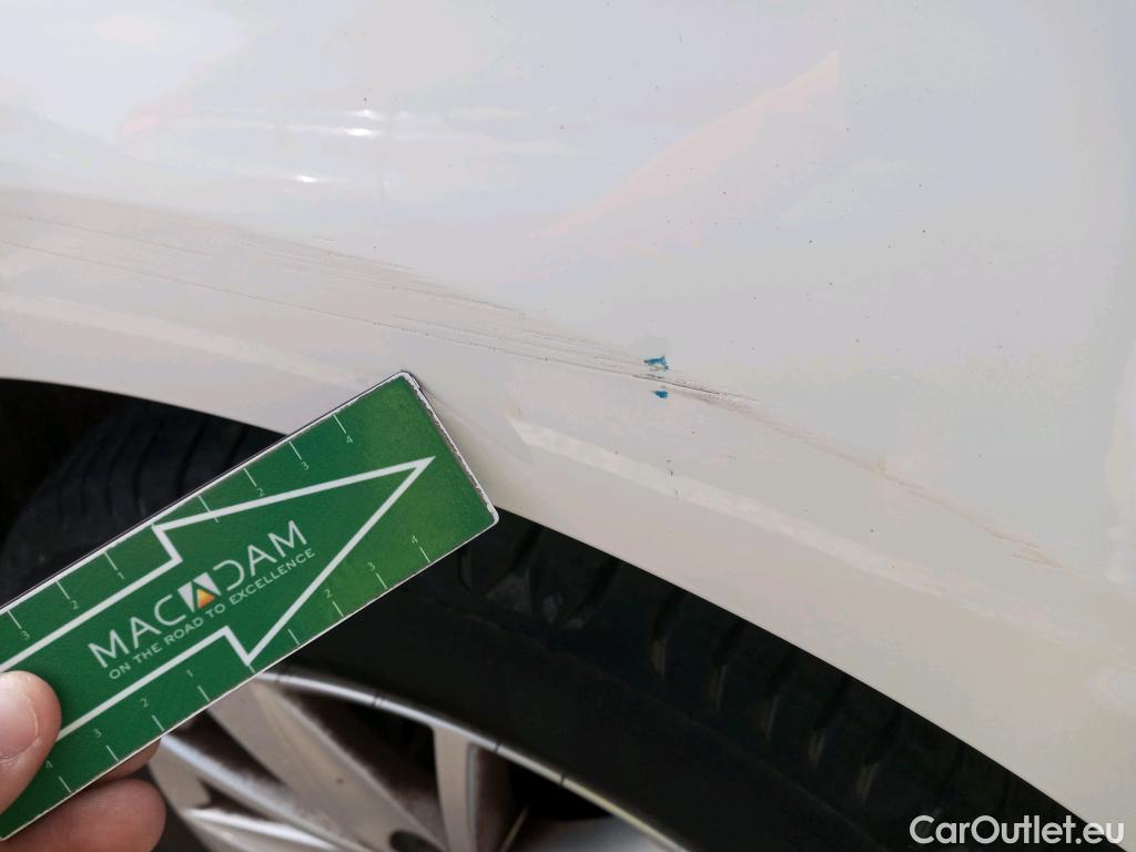  Volkswagen  Golf  VOLKSWAGEN 5p 7G berlina con portón Edition 1.6 TDI 110CV BMT #21