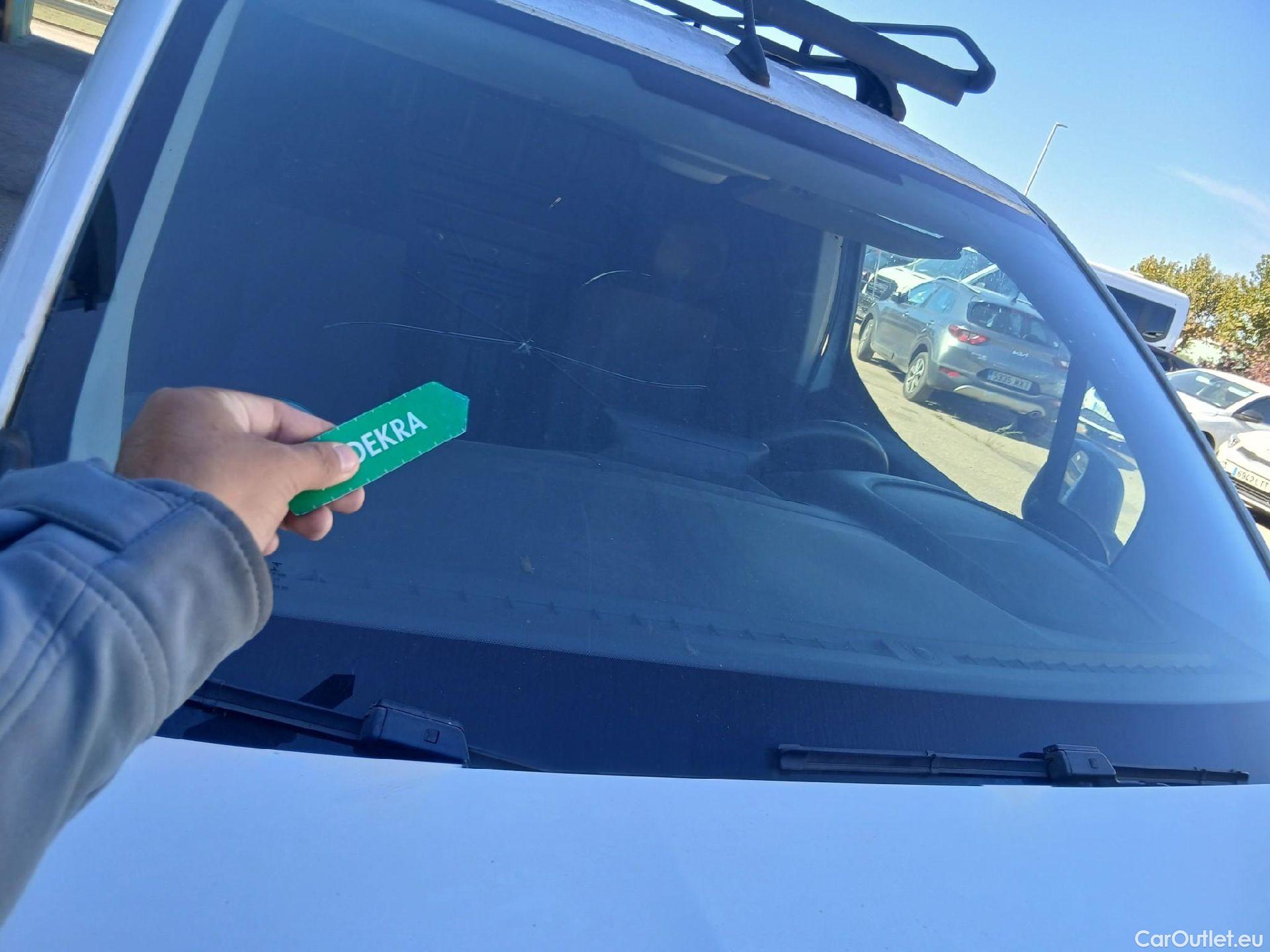  Citroen  Berlingo CITROEN  / 2018 / 3P / furgón derivado de turismo Talla M BlueHDi 100 CONTROL (AC) #17