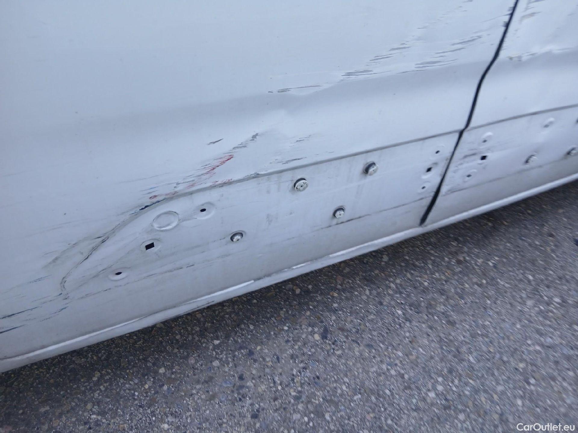  Citroen  Berlingo CITROEN  / 2018 / 3P / furgón derivado de turismo Talla M BlueHDi 100 CONTROL (AC) #44