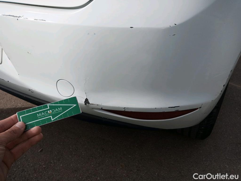  Volkswagen  Golf  VOLKSWAGEN 5p 7G berlina con portón Edition 1.6 TDI 110CV BMT #19