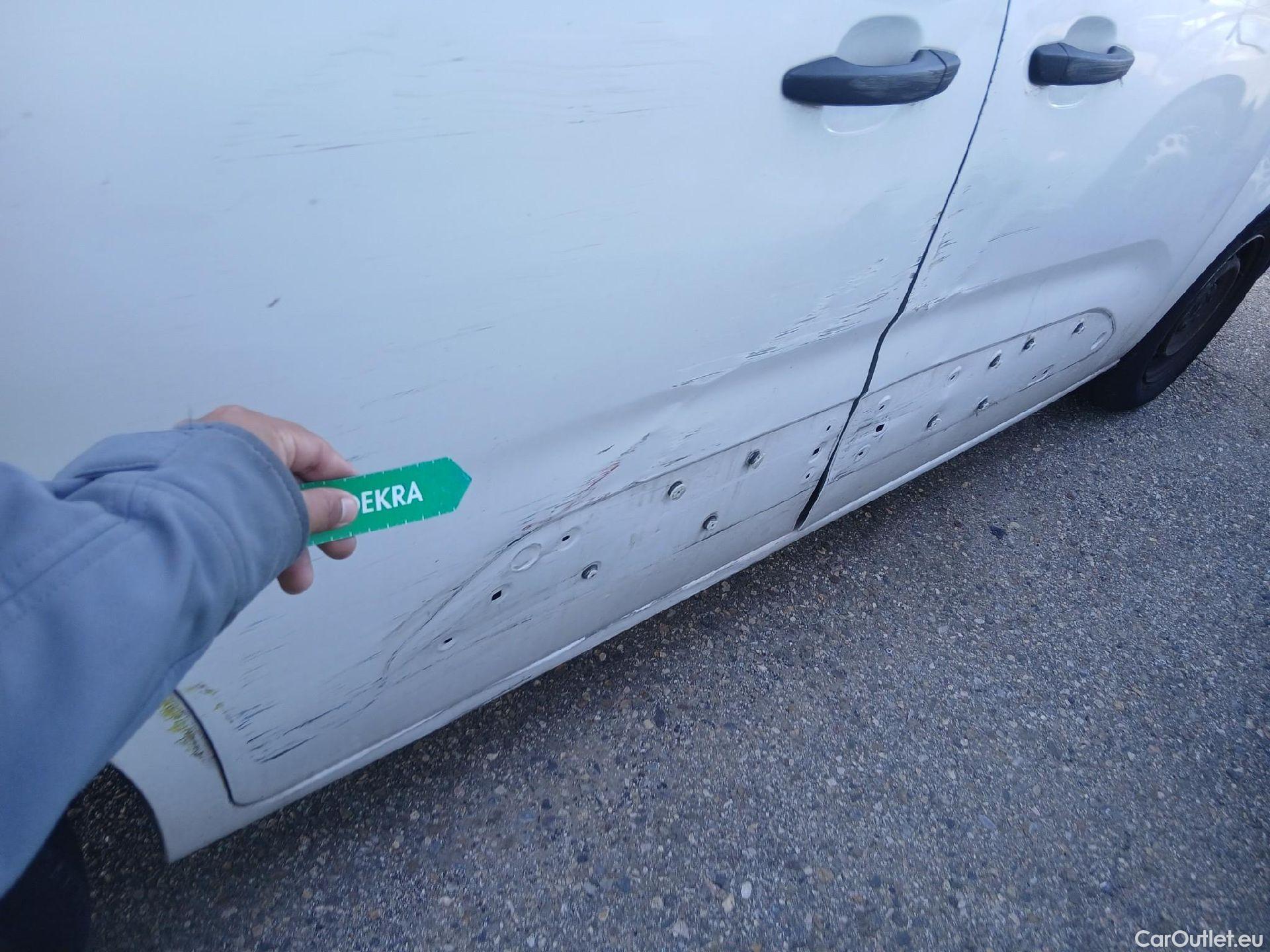  Citroen  Berlingo CITROEN  / 2018 / 3P / furgón derivado de turismo Talla M BlueHDi 100 CONTROL (AC) #43