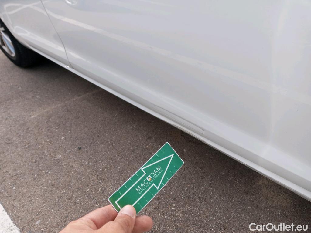  Volkswagen  Golf  VOLKSWAGEN 5p 7G berlina con portón Edition 1.6 TDI 110CV BMT #12