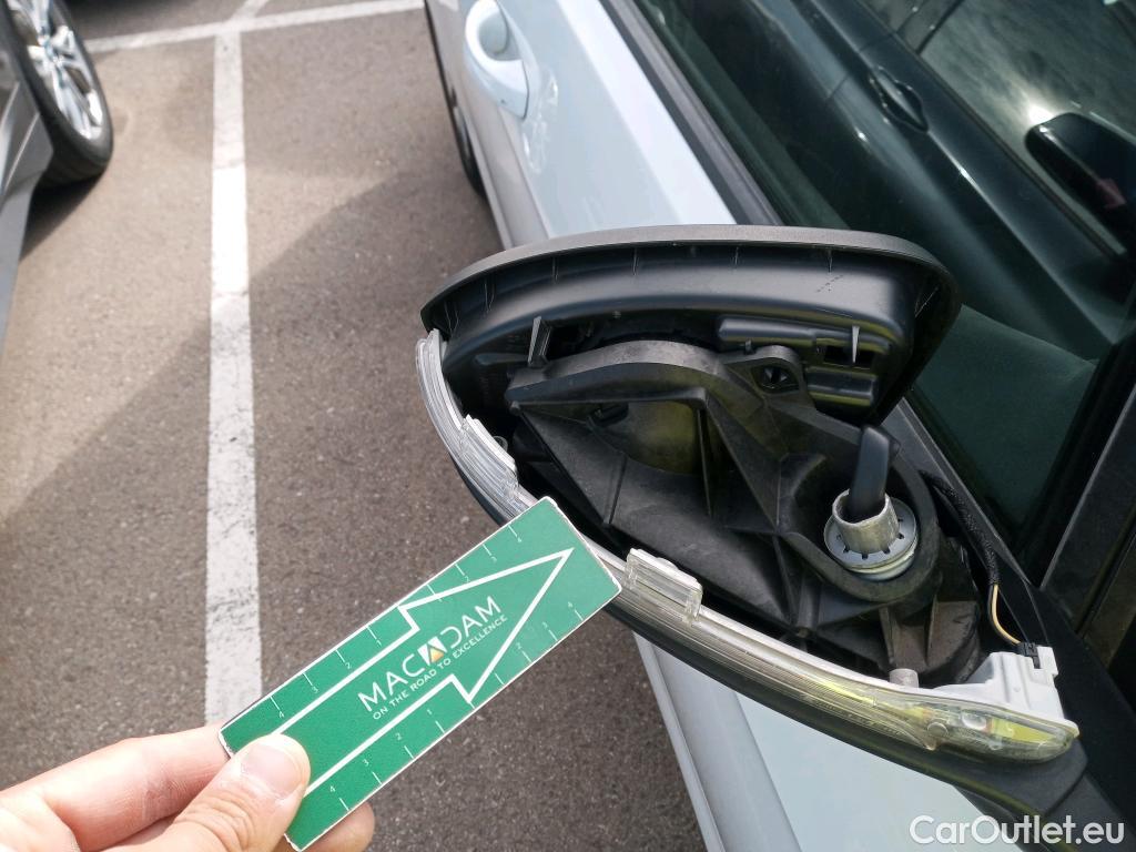  Volkswagen  Golf  VOLKSWAGEN 5p 7G berlina con portón Edition 1.6 TDI 110CV BMT #18