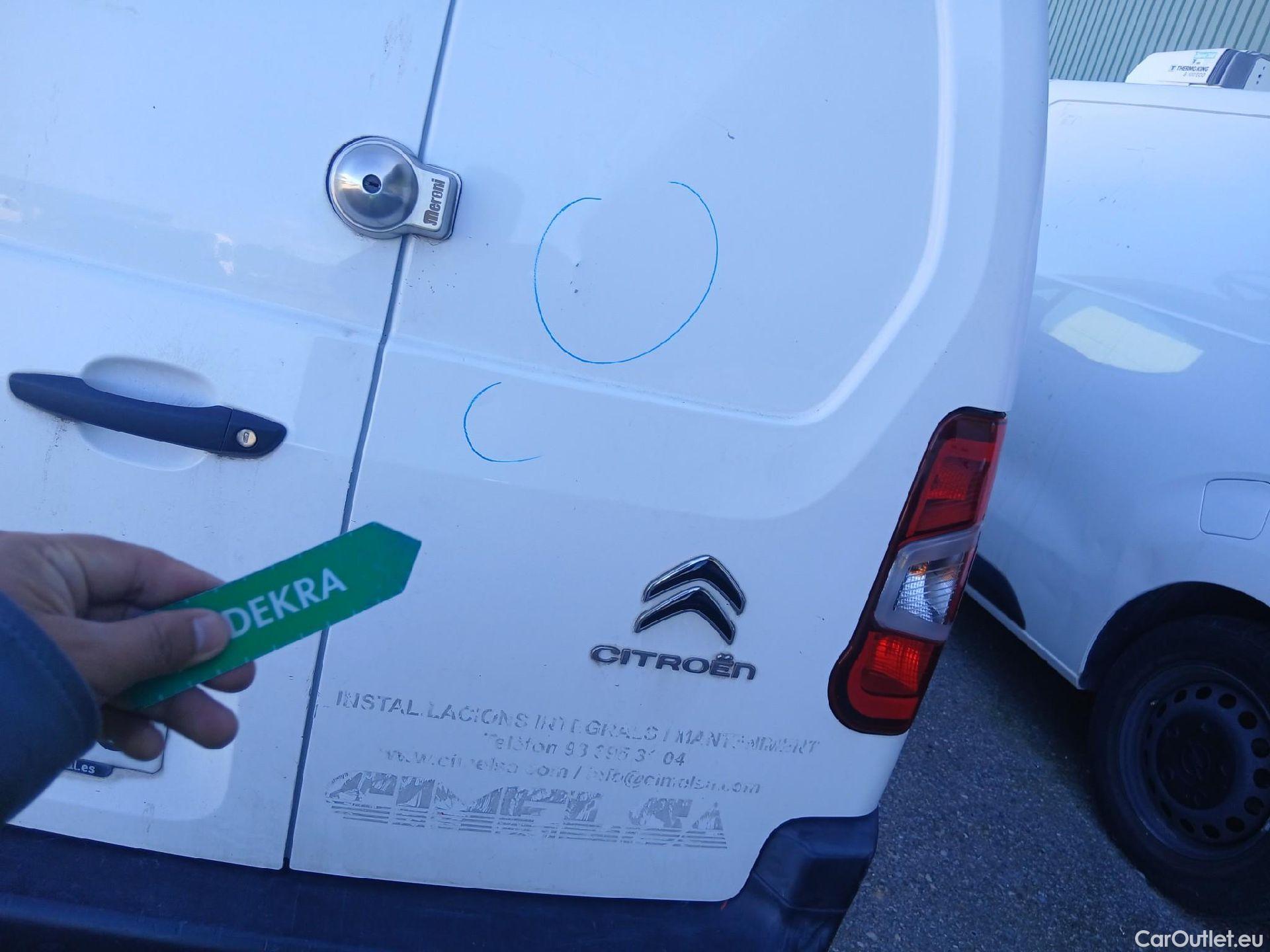  Citroen  Berlingo CITROEN  / 2018 / 3P / furgón derivado de turismo Talla M BlueHDi 100 CONTROL (AC) #36