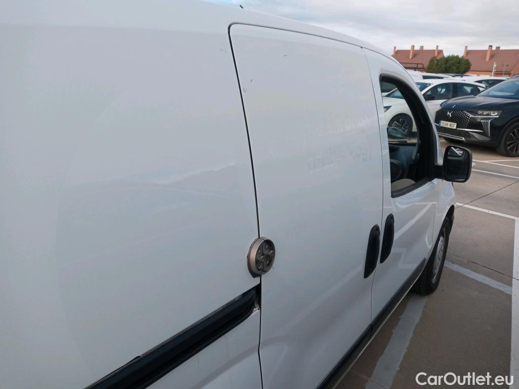  Fiat  Fiorino FIAT  / 2016 / 4P / furgón derivado de turismo Cargo SX N1 1.3 MJet 70 kW (95 CV) #12