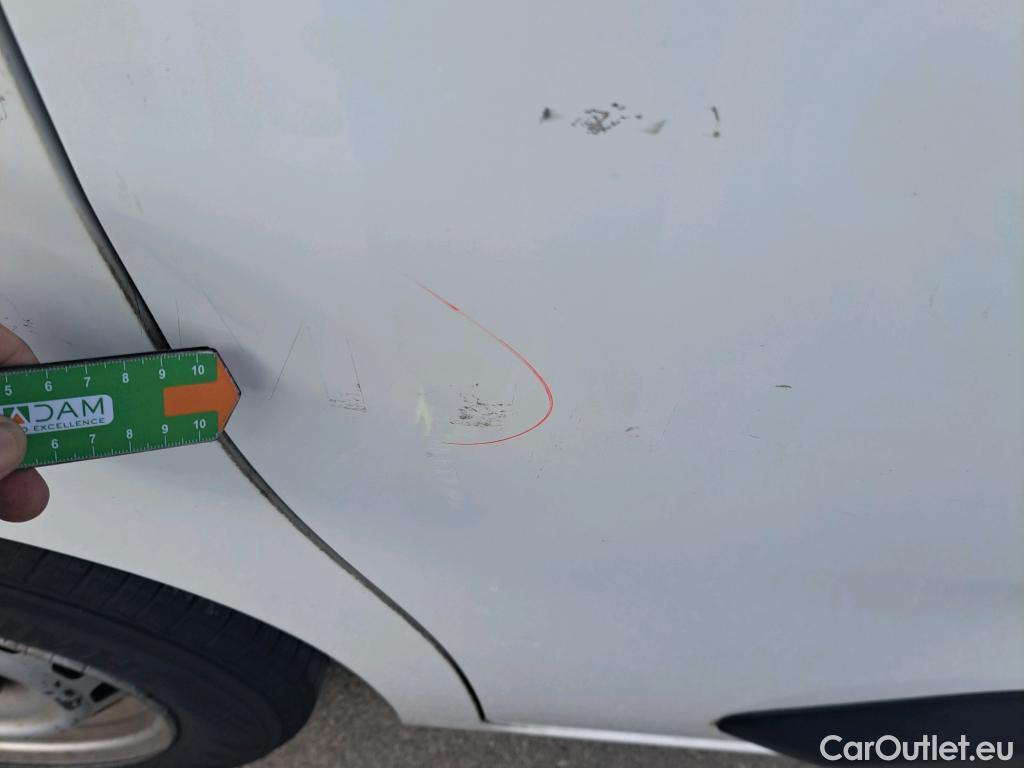  Citroen  Berlingo CITROEN  / 2018 / 3P / furgón derivado de turismo Talla M BlueHDi 73kW CONTROL #39