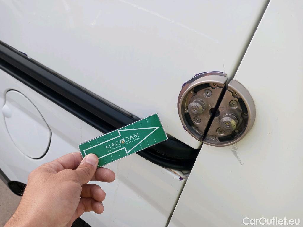  Fiat  Fiorino FIAT  / 2016 / 4P / furgón derivado de turismo Cargo SX N1 1.3 MJet 70 kW (95 CV) #25