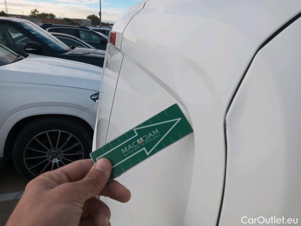  Fiat  Fiorino FIAT  / 2016 / 4P / furgón derivado de turismo Cargo SX N1 1.3 MJet 70 kW (95 CV) #3