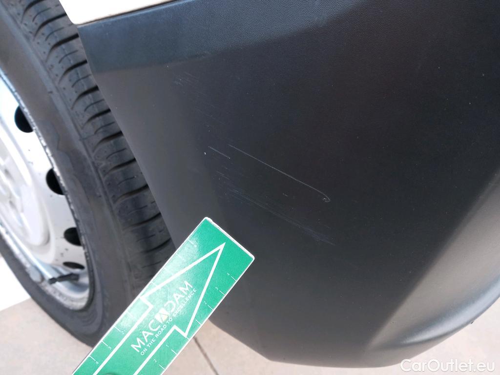  Fiat  Fiorino FIAT  / 2016 / 4P / furgón derivado de turismo Cargo SX N1 1.3 MJet 70 kW (95 CV) #14