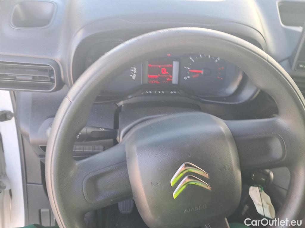  Citroen  Berlingo CITROEN  / 2018 / 3P / furgón derivado de turismo Talla M BlueHDi 73kW CONTROL #42