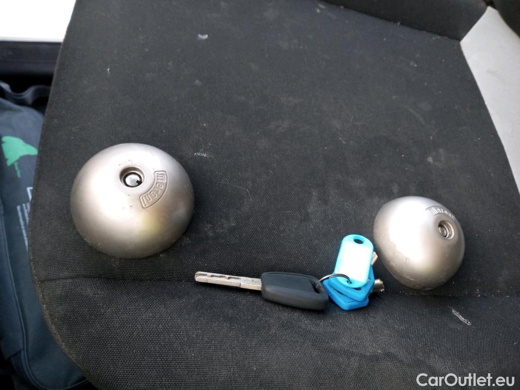  Fiat  Fiorino FIAT  / 2016 / 4P / furgón derivado de turismo Cargo SX N1 1.3 MJet 70 kW (95 CV) #26