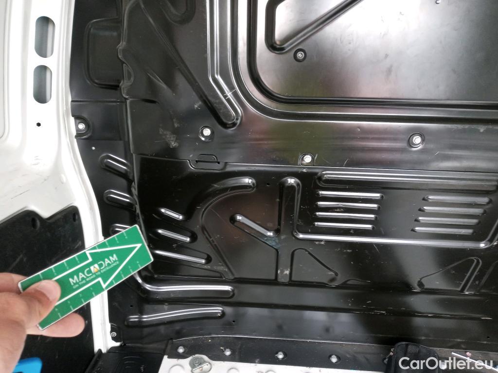  Fiat  Fiorino FIAT  / 2016 / 4P / furgón derivado de turismo Cargo SX N1 1.3 MJet 70 kW (95 CV) #9