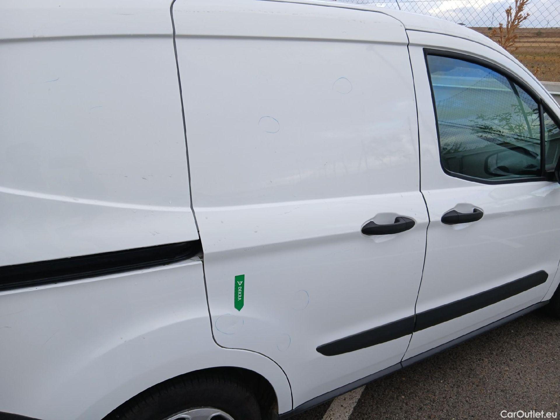 Ford  Transit FORD  Courier/2014/4P/furgón der.turis Van 1.5 TDCi 75kW Trend #27