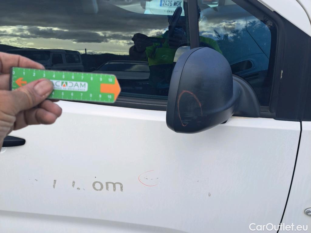  Citroen  Berlingo CITROEN  / 2018 / 3P / furgón derivado de turismo Talla M BlueHDi 73kW CONTROL #52