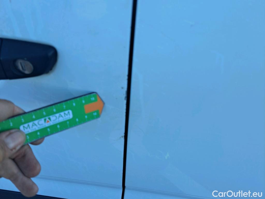  Citroen  Berlingo CITROEN  / 2018 / 3P / furgón derivado de turismo Talla M BlueHDi 73kW CONTROL #17