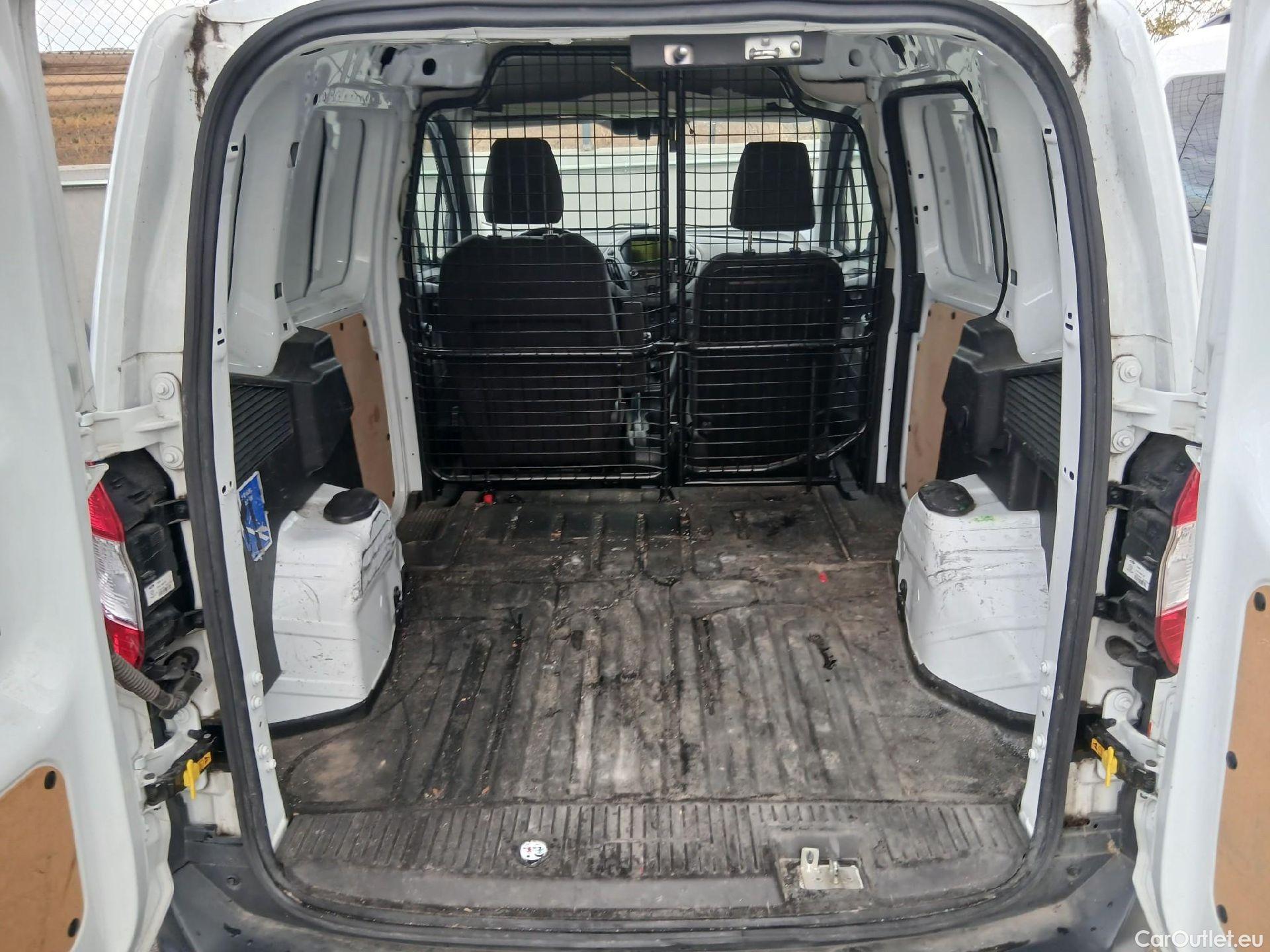 Ford  Transit FORD  Courier/2014/4P/furgón der.turis Van 1.5 TDCi 75kW Trend #24