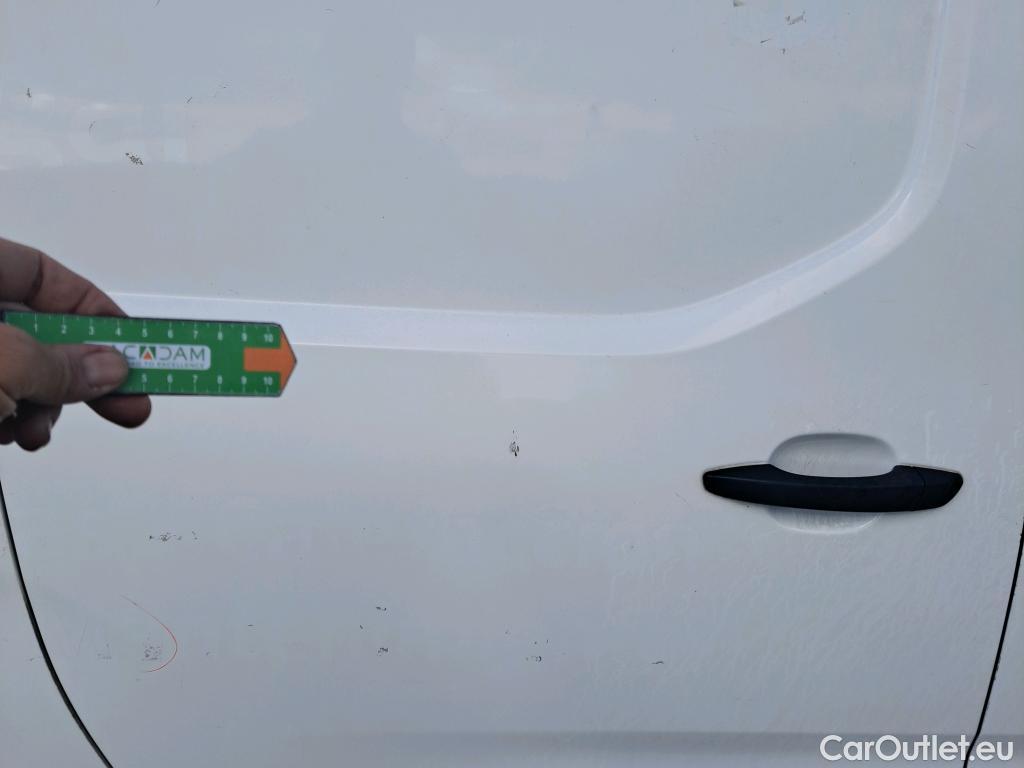  Citroen  Berlingo CITROEN  / 2018 / 3P / furgón derivado de turismo Talla M BlueHDi 73kW CONTROL #38