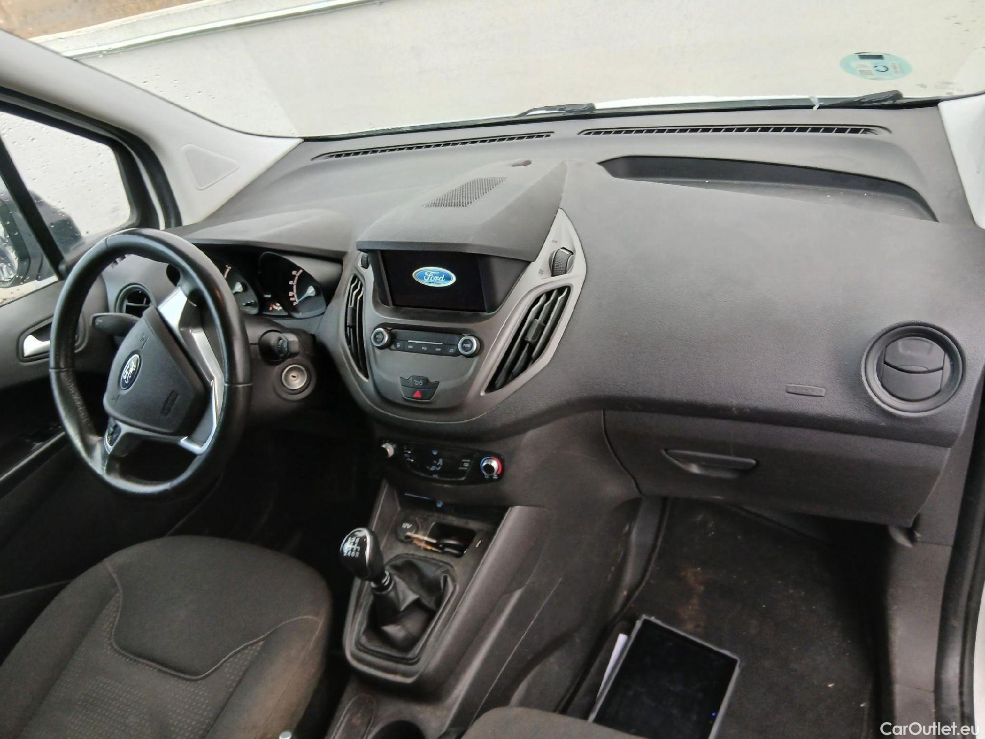 Ford  Transit FORD  Courier/2014/4P/furgón der.turis Van 1.5 TDCi 75kW Trend #3