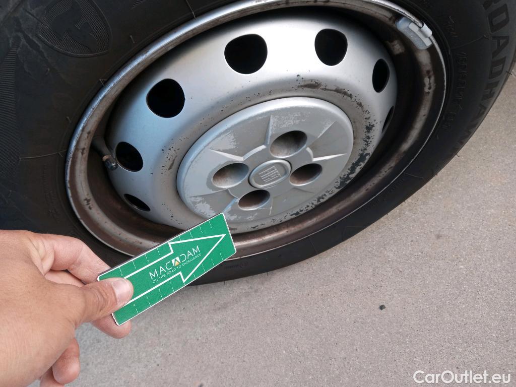  Fiat  Fiorino FIAT  / 2016 / 4P / furgón derivado de turismo Cargo SX N1 1.3 MJet 70 kW (95 CV) #18