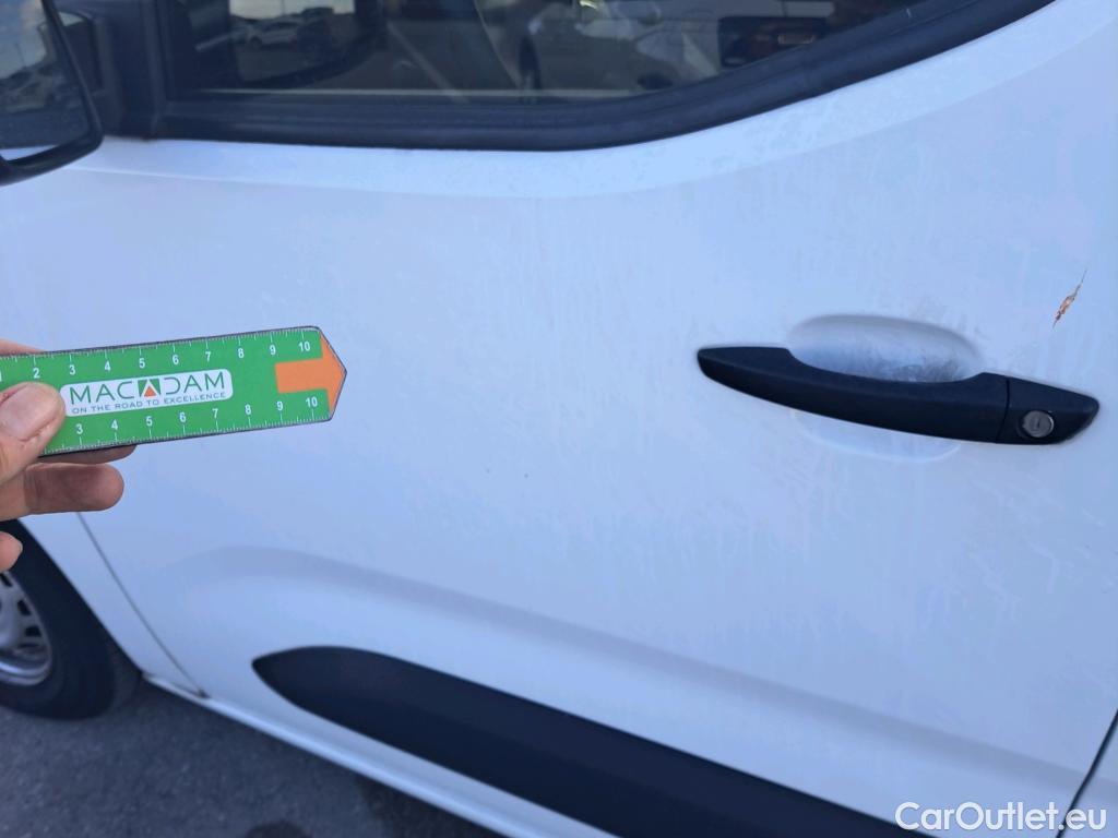  Citroen  Berlingo CITROEN  / 2018 / 3P / furgón derivado de turismo Talla M BlueHDi 73kW CONTROL #16