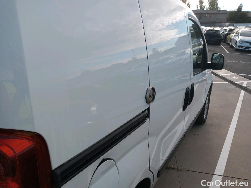  Fiat  Fiorino FIAT  / 2016 / 4P / furgón derivado de turismo Cargo SX N1 1.3 MJet 70 kW (95 CV) #44