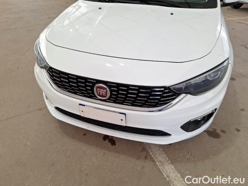 Fiat  Tipo FIAT  / 2015 / 5P / BERLINA 1.6 MJT 120CV 6M SeS MIRROR #26