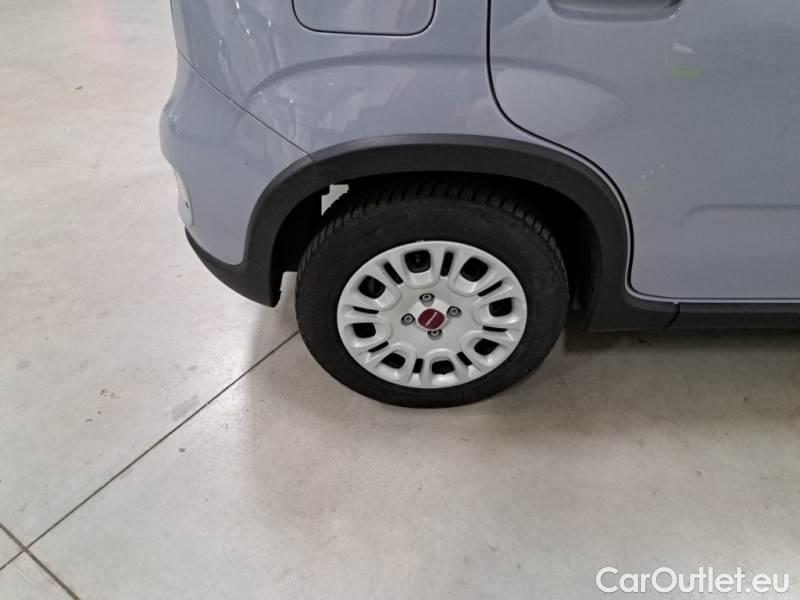 Fiat  Panda FIAT  / 2011 / 5P / BERLINA 1.0 FIREFLY 70CV SeS HYBRID #49