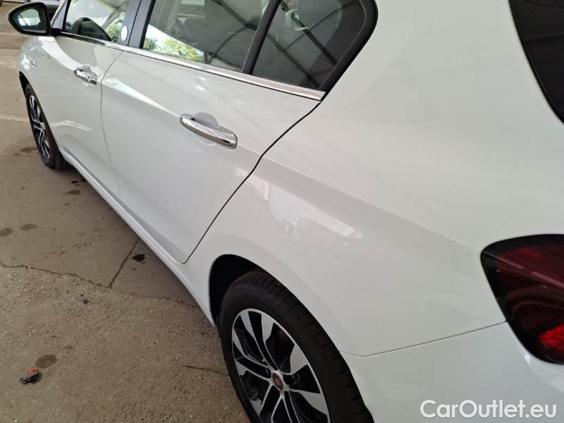 Fiat  Tipo FIAT  / 2015 / 5P / BERLINA 1.6 MJT 120CV 6M SeS MIRROR #46