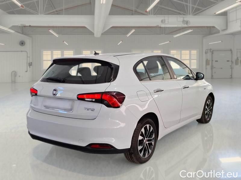 Fiat  Tipo FIAT  / 2015 / 5P / BERLINA 1.6 MJT 120CV 6M SeS MIRROR #2