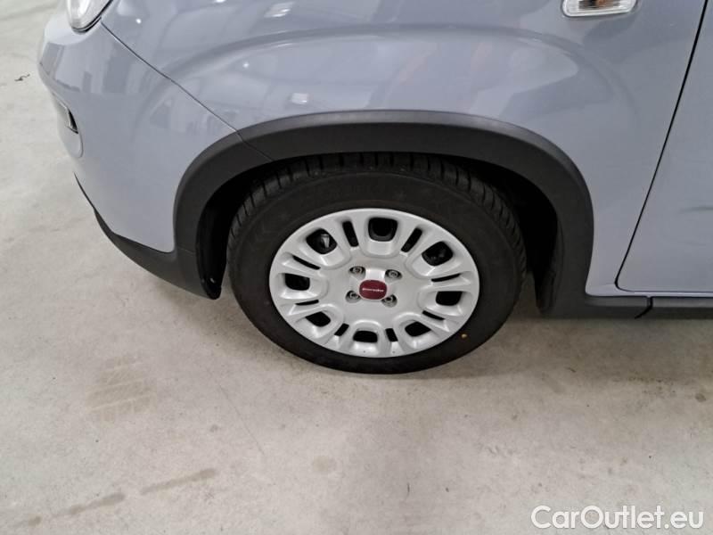 Fiat  Panda FIAT  / 2011 / 5P / BERLINA 1.0 FIREFLY 70CV SeS HYBRID #51