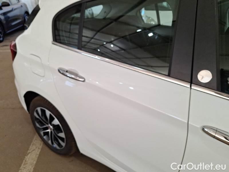 Fiat  Tipo FIAT  / 2015 / 5P / BERLINA 1.6 MJT 120CV 6M SeS MIRROR #41