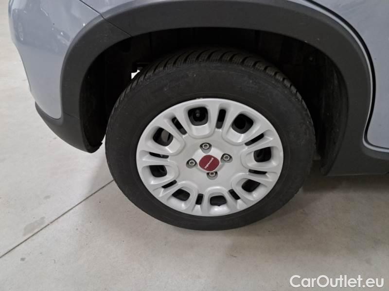 Fiat  Panda FIAT  / 2011 / 5P / BERLINA 1.0 FIREFLY 70CV SeS HYBRID #18