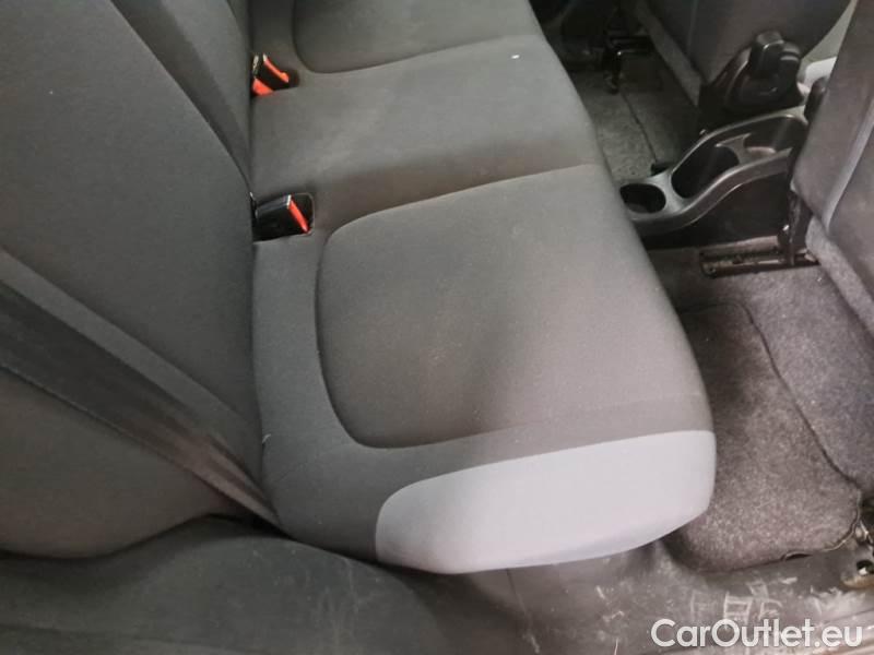 Fiat  Panda FIAT  / 2011 / 5P / BERLINA 1.2 69CV E6 EASY #35