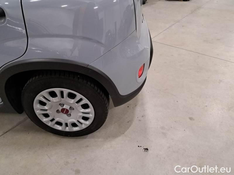 Fiat  Panda FIAT  / 2011 / 5P / BERLINA 1.0 FIREFLY 70CV SeS HYBRID #42