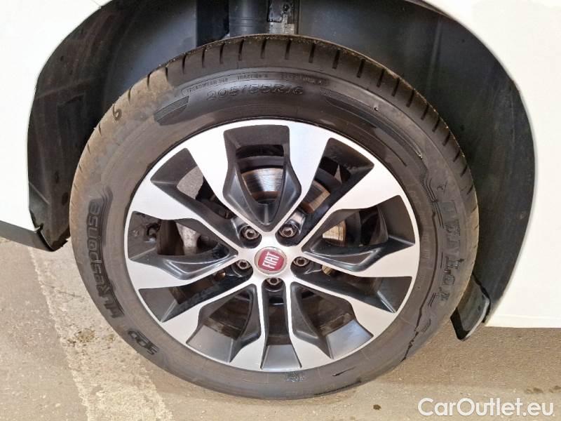 Fiat  Tipo FIAT  / 2015 / 5P / BERLINA 1.6 MJT 120CV 6M SeS MIRROR #18