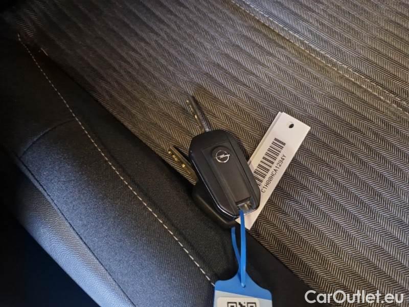 Opel  Corsa OPEL  / 2019 / 5P / BERLINA 1.5 DIESEL 100CV EDITION MT6 #40
