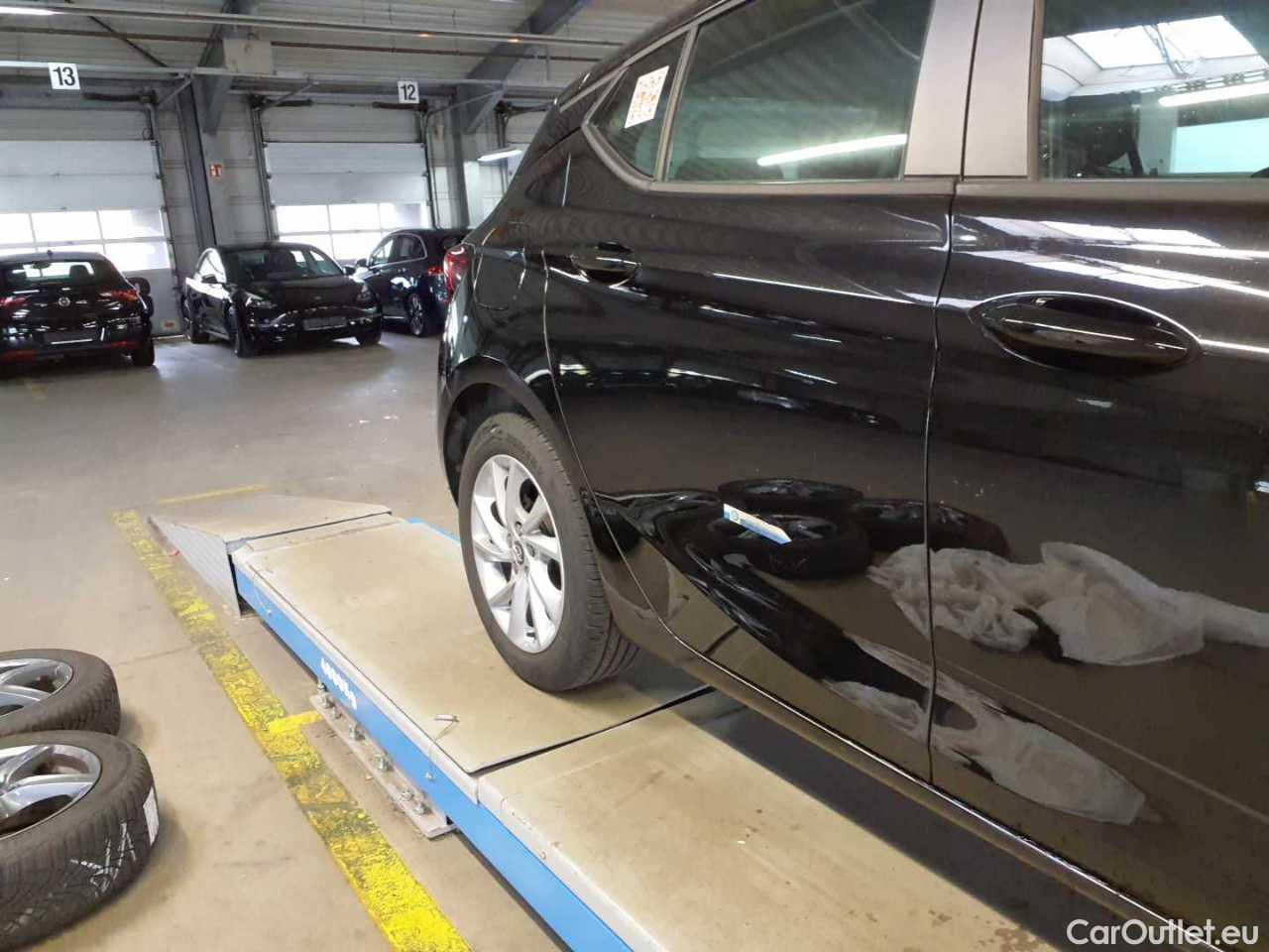 Opel  Astra 1.5 D Start/Stop Edition Manual Diesel  4 #56