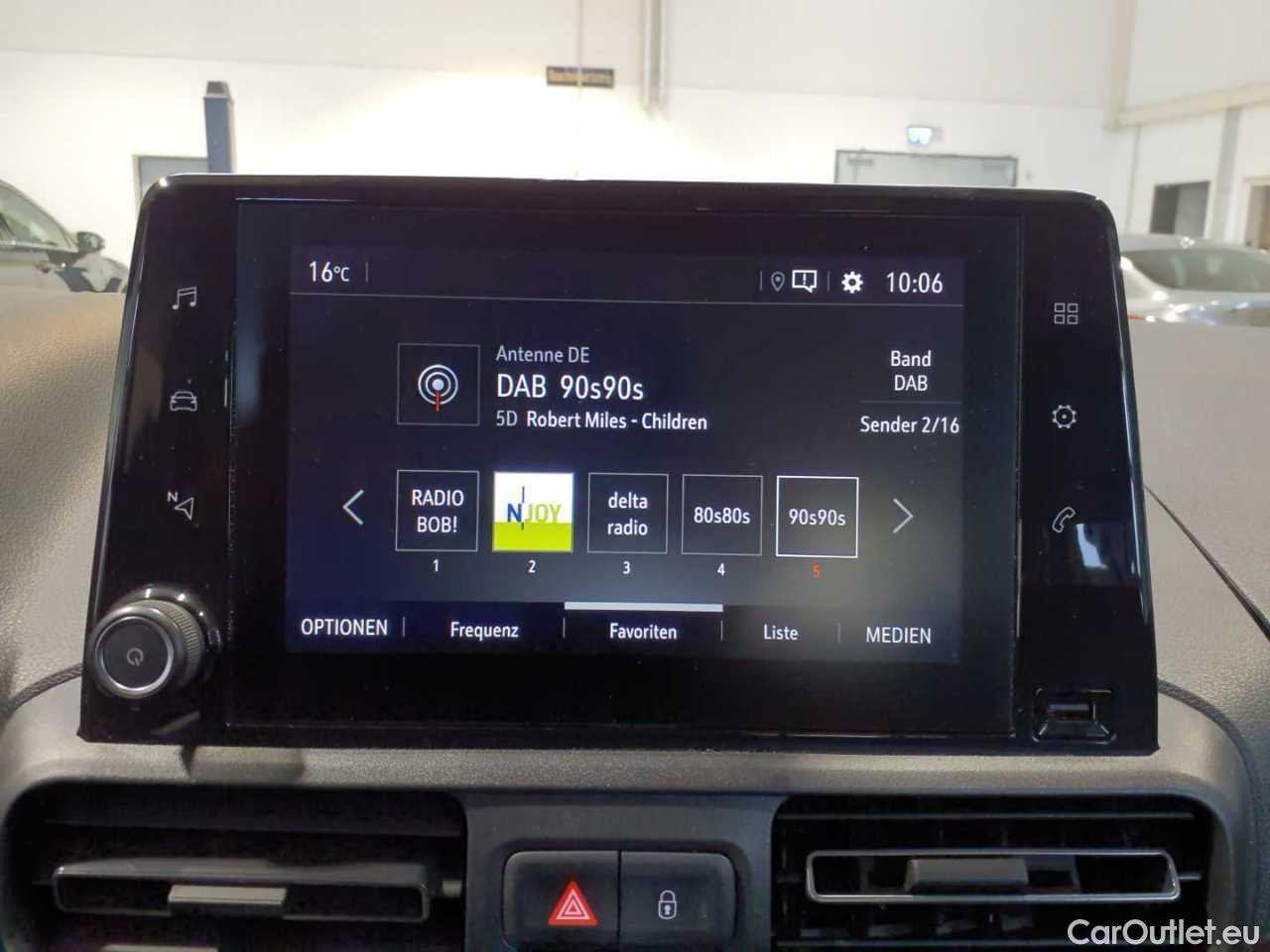 Opel  Combo Life 1.5 D Start/Stop Edition Manual Diesel  16 #18