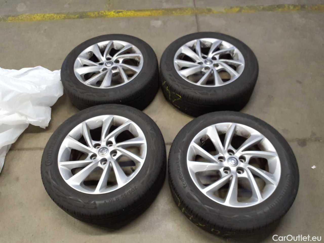 Opel  Astra 1.5 D Start/Stop Edition Manual Diesel  14 #11