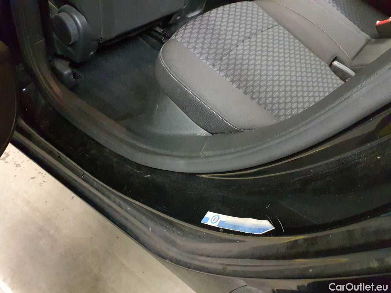 Opel  Astra 1.5 D Start/Stop Edition Manual Diesel  3 #52