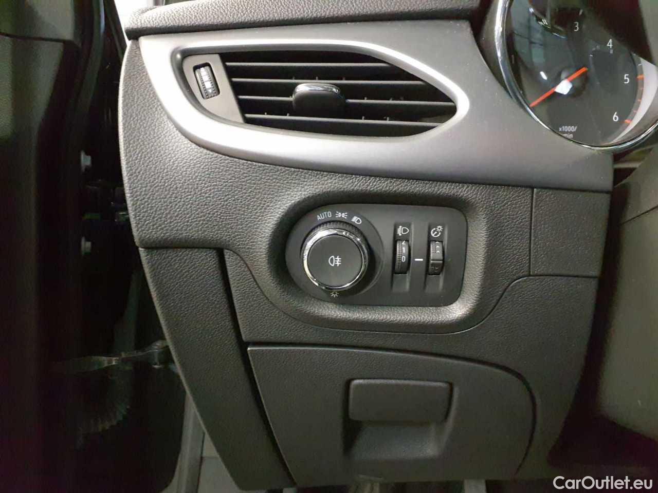 Opel  Astra 1.5 D Start/Stop Edition Manual Diesel  2 #18