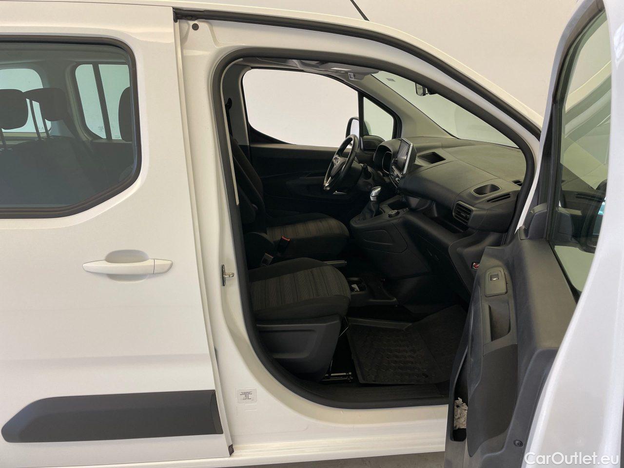 Opel  Combo Life 1.5 D Start/Stop Edition Manual Diesel  16 #6