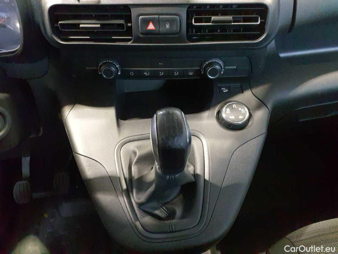 Opel  Combo Life 1.5 D Start/Stop Edition Manual Diesel  16 #15