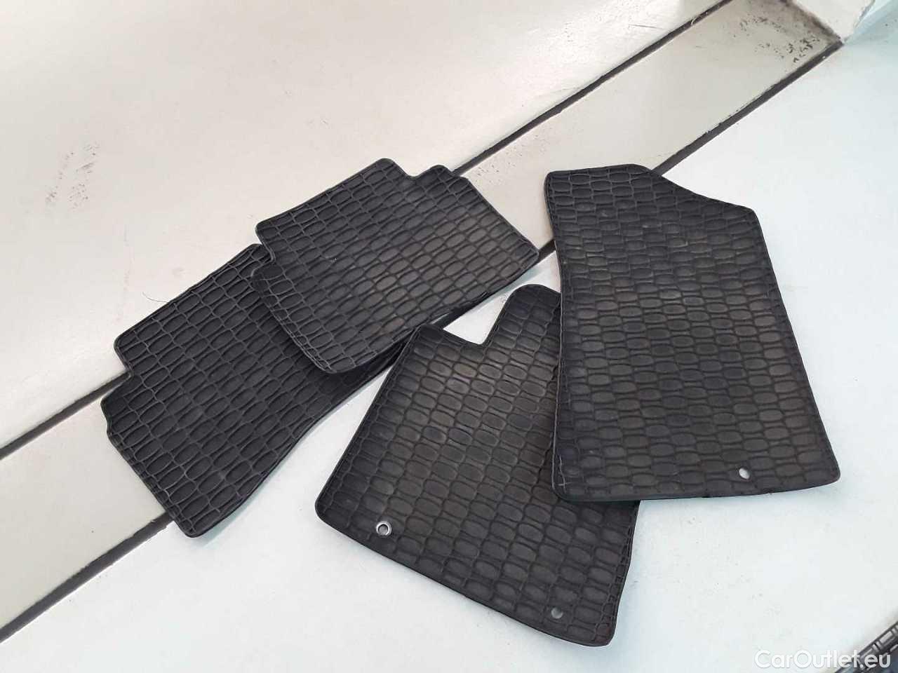 Hyundai  NEXO - Direct Drive Petrol/Hydrogen  13 #13