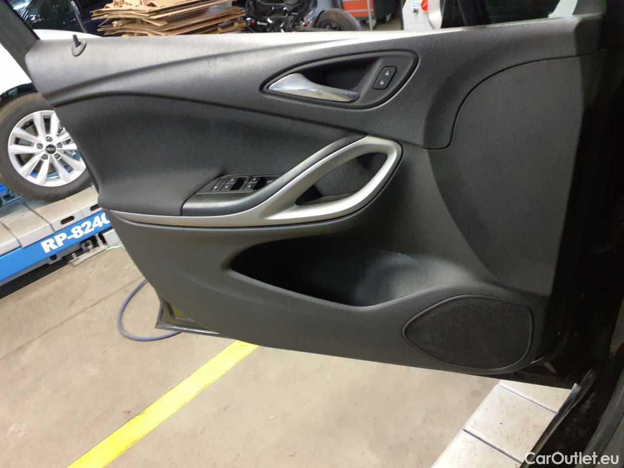 Opel  Astra 1.5 D Start/Stop Edition Manual Diesel  10 #19