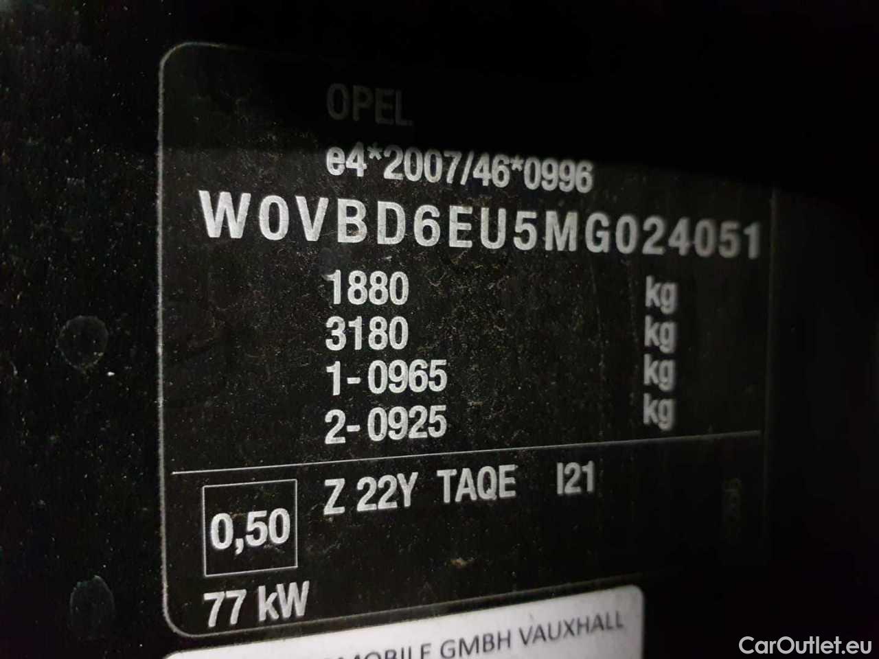 Opel  Astra 1.5 D Start/Stop Edition Manual Diesel  2 #12