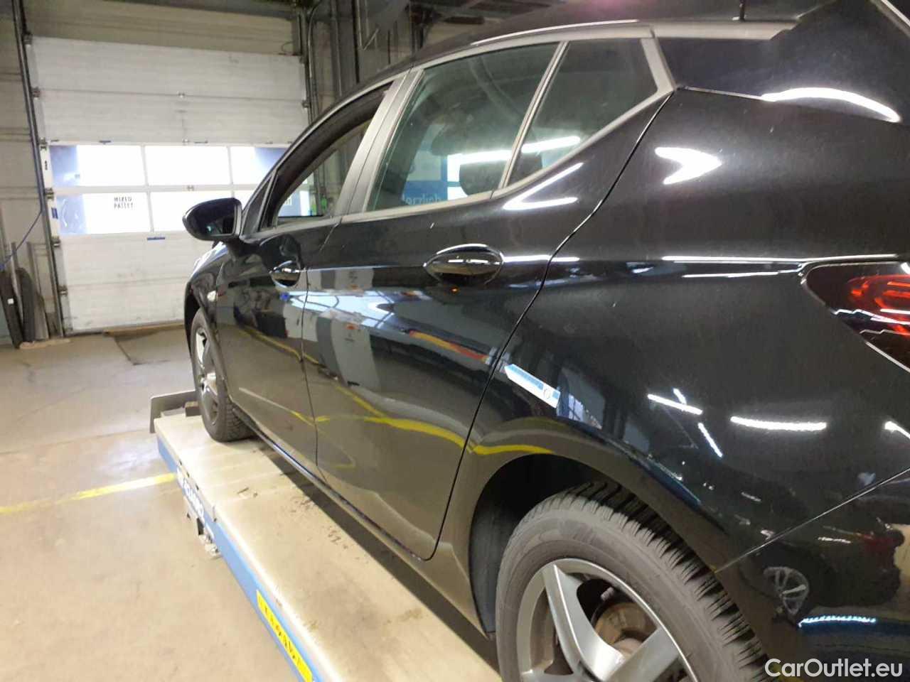 Opel  Astra 1.5 D Start/Stop Edition Manual Diesel  14 #42