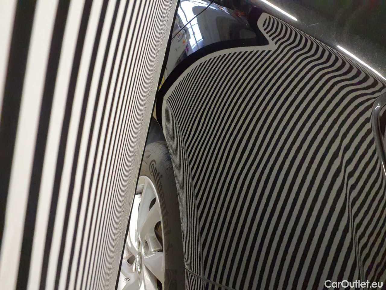 Opel  Astra 1.5 D Start/Stop Edition Manual Diesel  10 #42