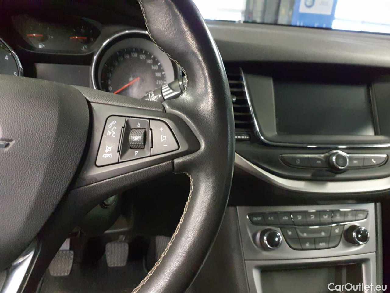 Opel  Astra 1.5 D Start/Stop Edition Manual Diesel  10 #17